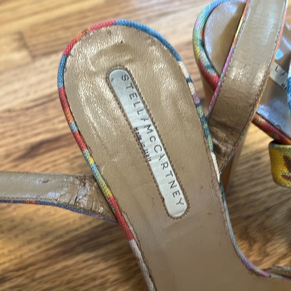 Stella McCartney Floral Canvas and Wooden Platform Heels, size 38 - Picture 4 of 7